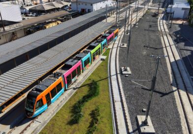 VLT inicia operação entre as Estações São Joaquim e Calçada